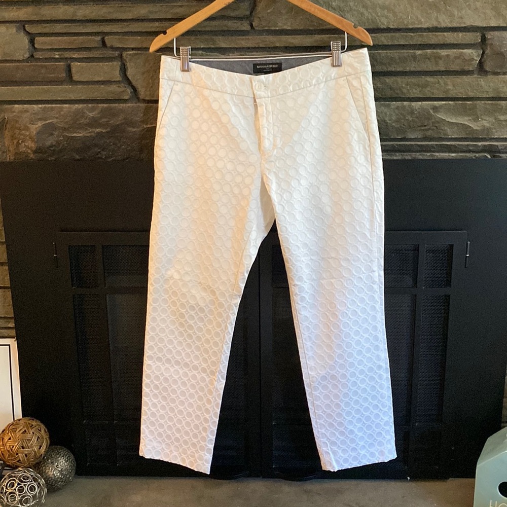 EUC Banana Republic cropped pants